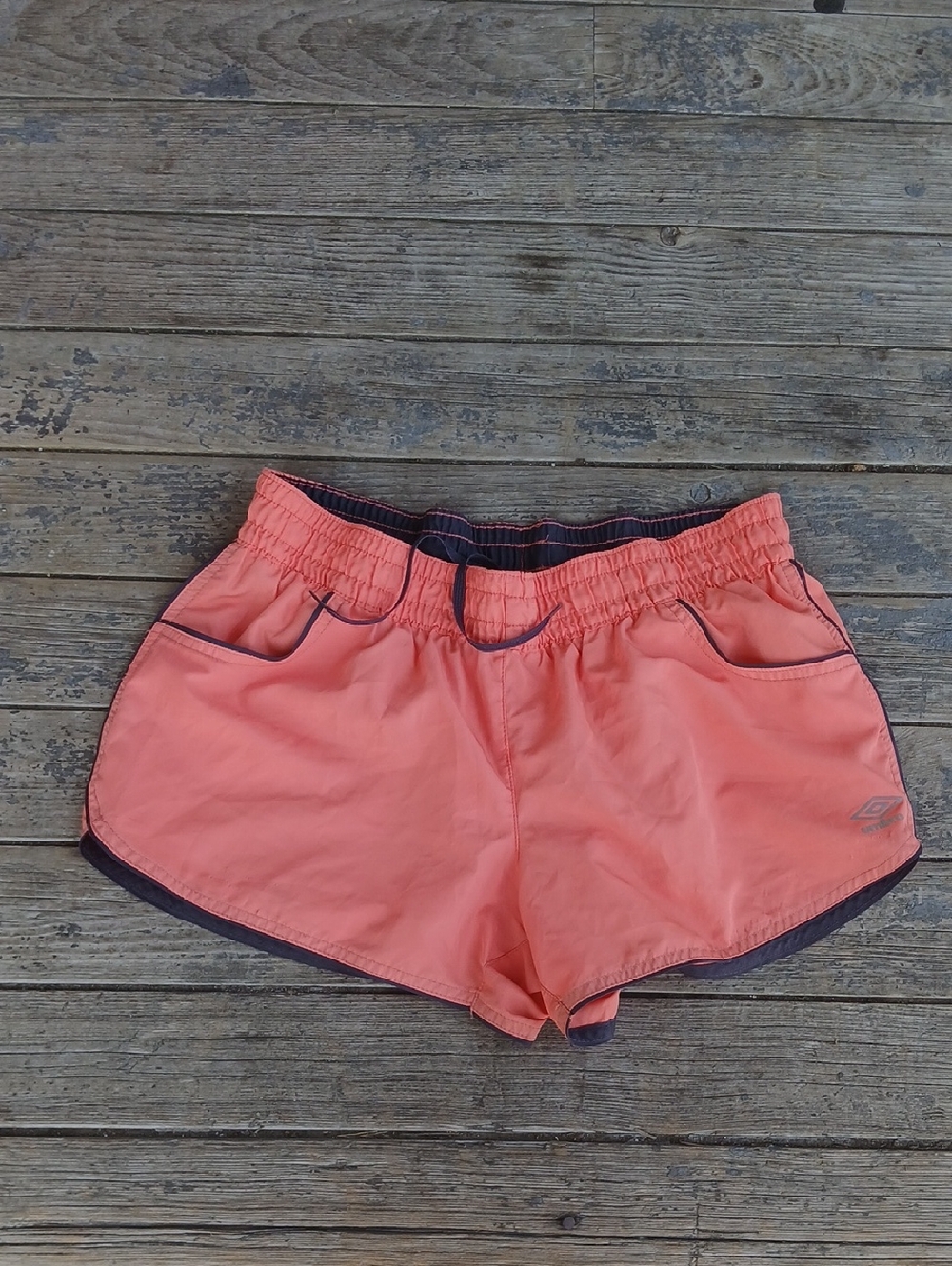 GUC Umbro  Women's Coral Athletic Shorts sizw L